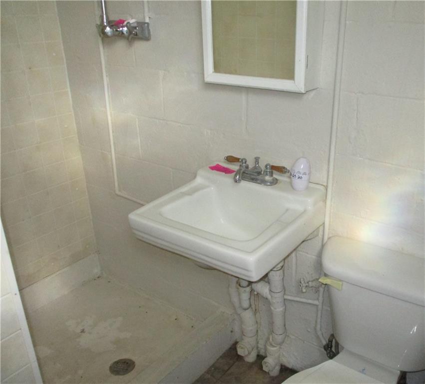 973 Hulton Road Verona, PA 15147 - Photo 15 of 20 Gallery Image 15