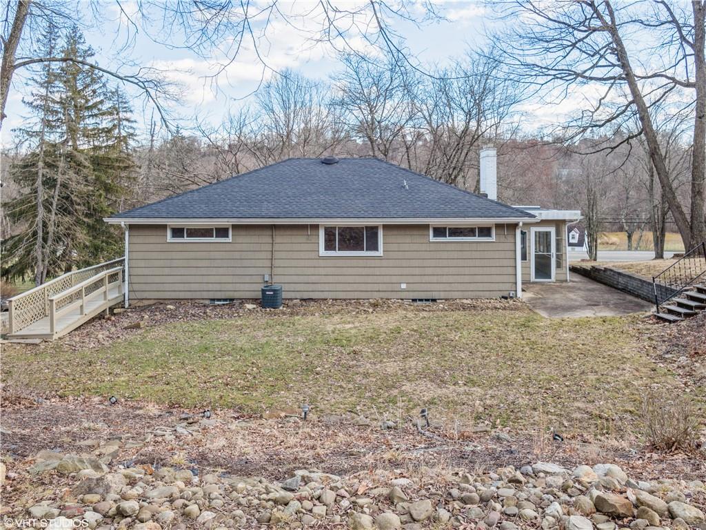 973 Hulton Road Verona, PA 15147 - Photo 17 of 20 Gallery Image 17