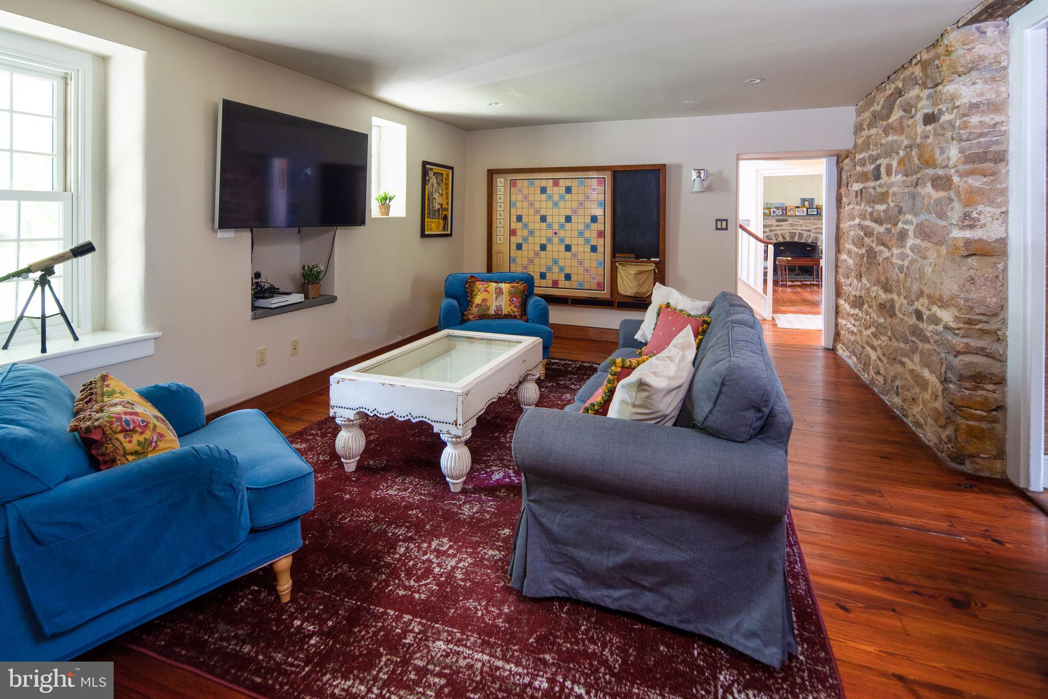 24 Morris Road Ambler, PA 19002 - Photo 20 of 56 living room