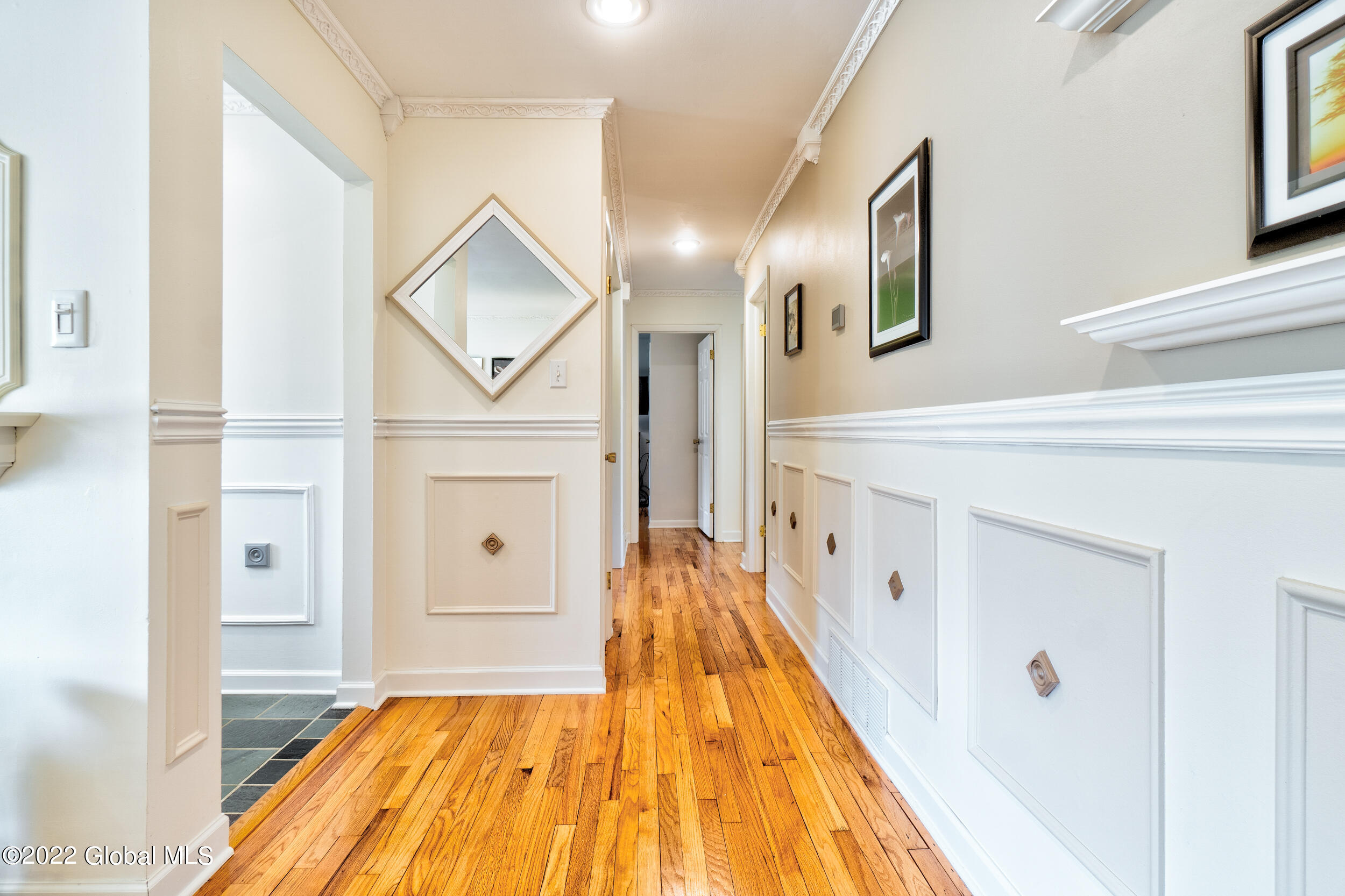 26 Eberle Road Colonie, NY 12110 - Photo 5 of 36 DSC00188merged-Edit