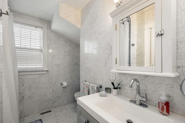 $1,597,000 | 76 Taft Avenue, Newton, MA 02465