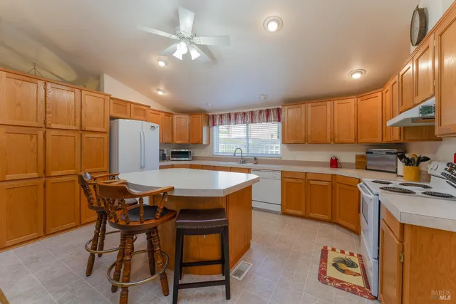 $379,000 | 2599 Coyote Road, Willits, CA 95490