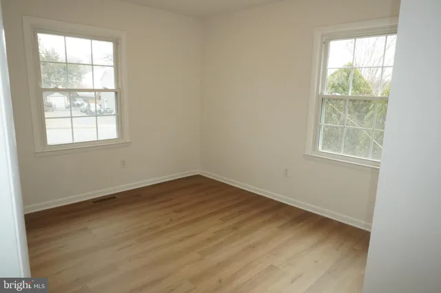 $599,999 | 7212 Princess Anne Court, Warrenton, VA 20187