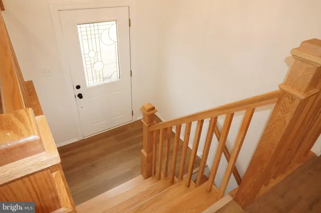 $599,999 | 7212 Princess Anne Court, Warrenton, VA 20187