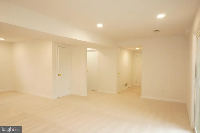 $599,999 | 7212 Princess Anne Court, Warrenton, VA 20187