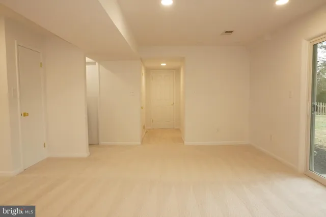 $599,999 | 7212 Princess Anne Court, Warrenton, VA 20187