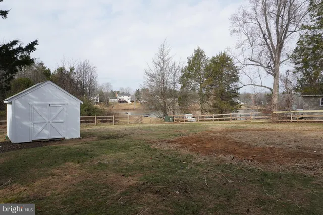 $599,999 | 7212 Princess Anne Court, Warrenton, VA 20187