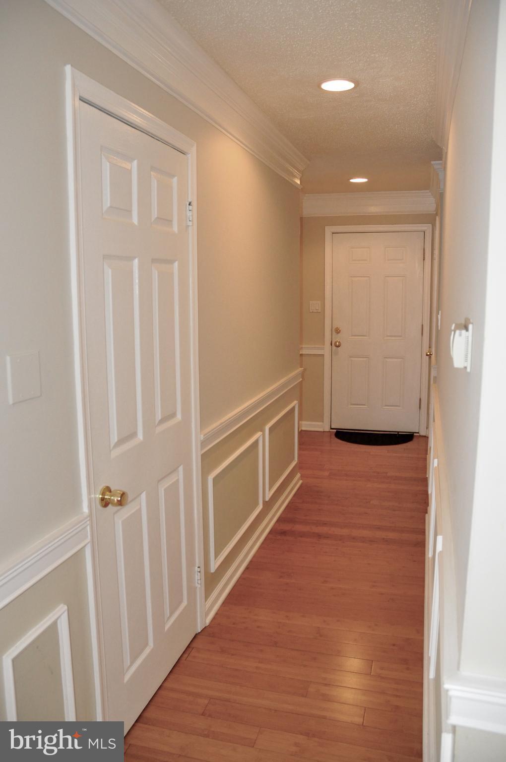 2422 Southgate Square Reston, VA 20191 - Photo 10 of 25 Interior (General)