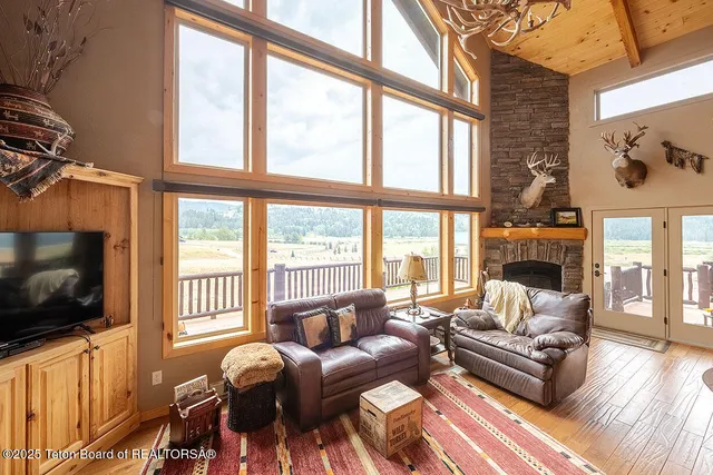 $1,345,000 | 55 South Ridge Road, Smoot, WY 83126