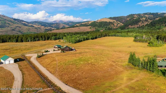 $1,345,000 | 55 South Ridge Road, Smoot, WY 83126