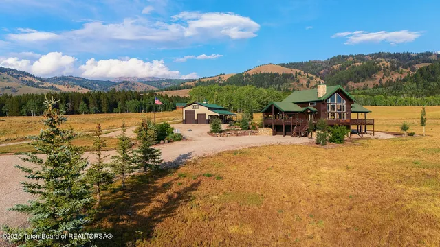 $1,345,000 | 55 South Ridge Road, Smoot, WY 83126