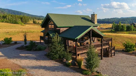 $1,345,000 | 55 South Ridge Road, Smoot, WY 83126