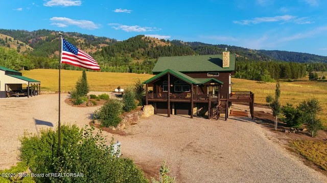 $1,345,000 | 55 South Ridge Road, Smoot, WY 83126