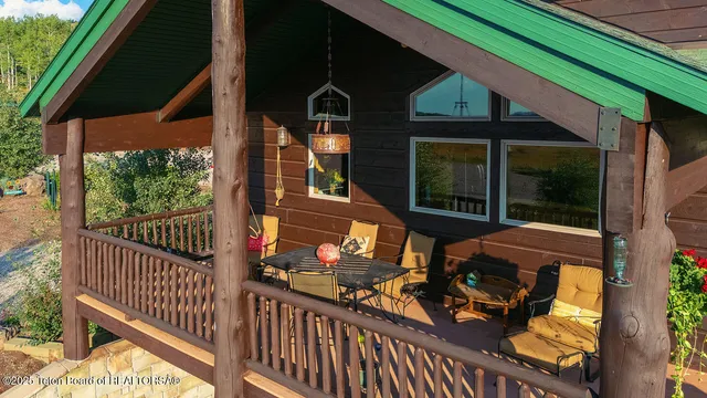 $1,345,000 | 55 South Ridge Road, Smoot, WY 83126