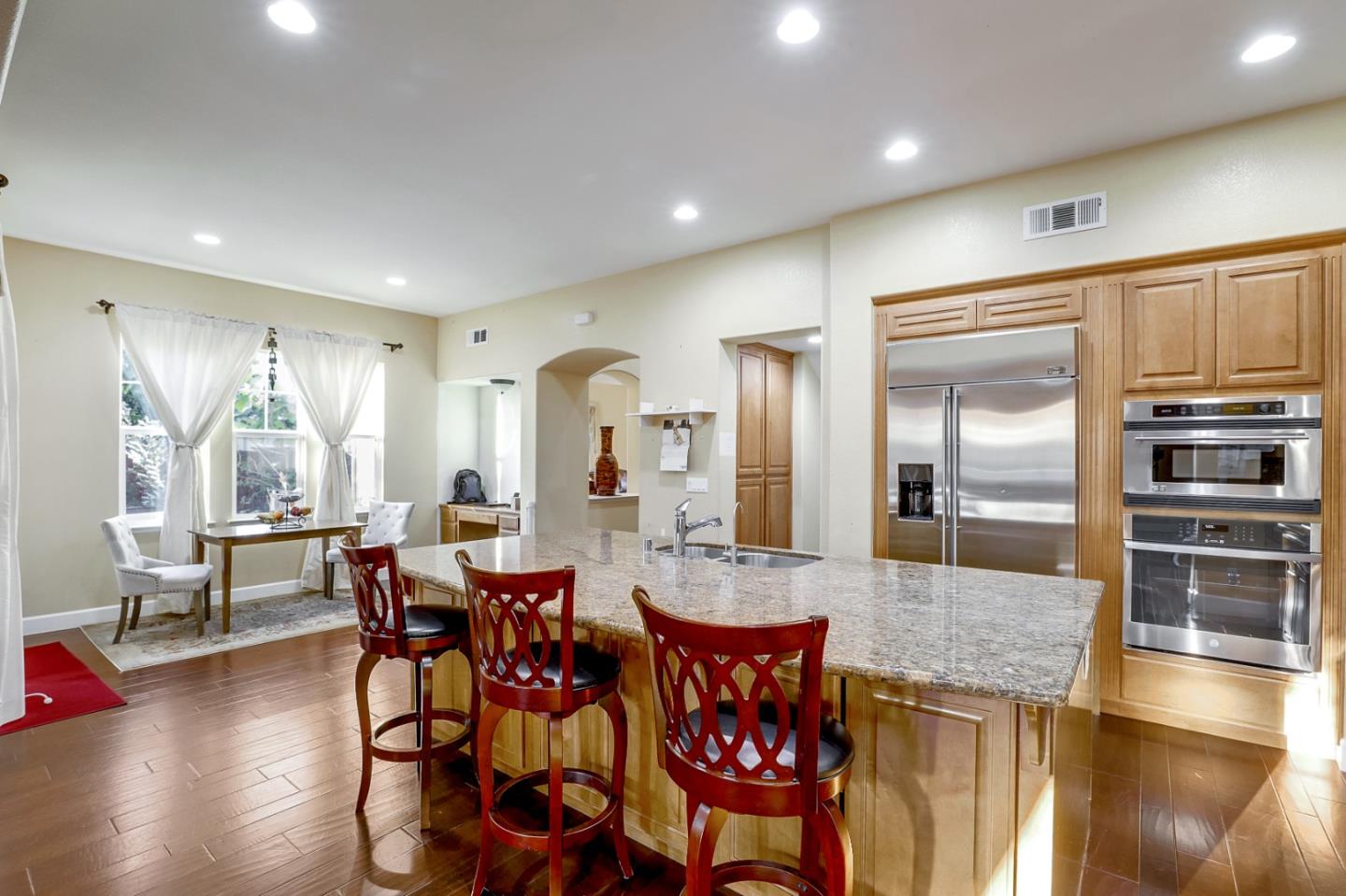 151 Avalon Court San Ramon, CA 94582 - Photo 10 of 34 Gallery Image 10