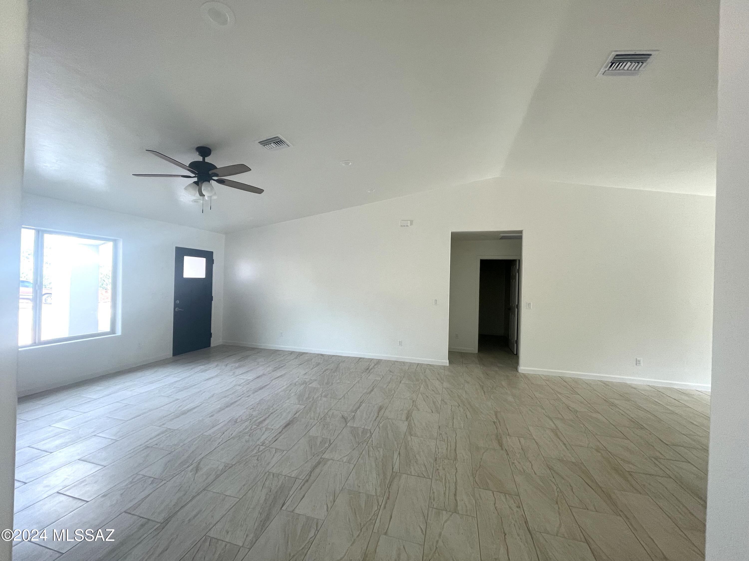 945 Epun Court Rio Rico, AZ 85648 - Photo 3 of 17