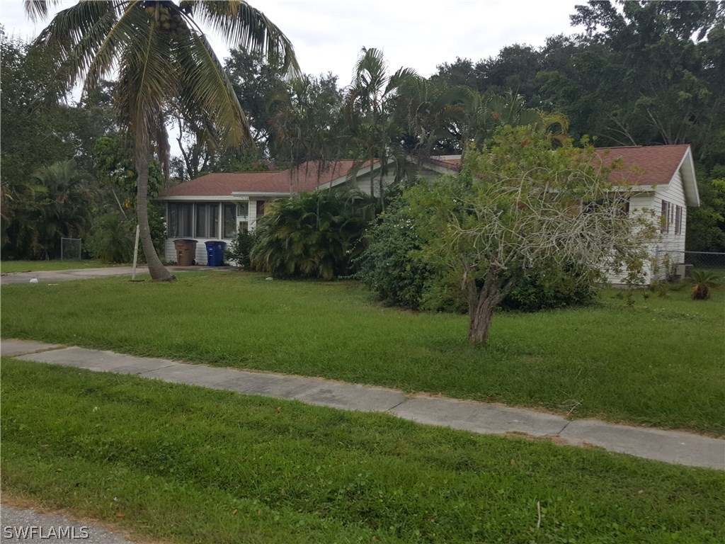 319 Bellair Road Fort Myers, FL 33905 - Photo 3 of 8 Gallery Image 3