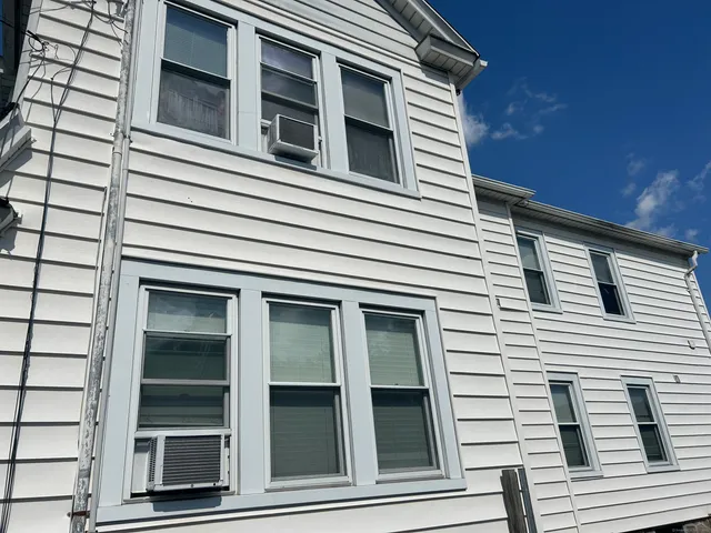 $695,000 | 1515 Capitol Avenue, Bridgeport, CT 06604