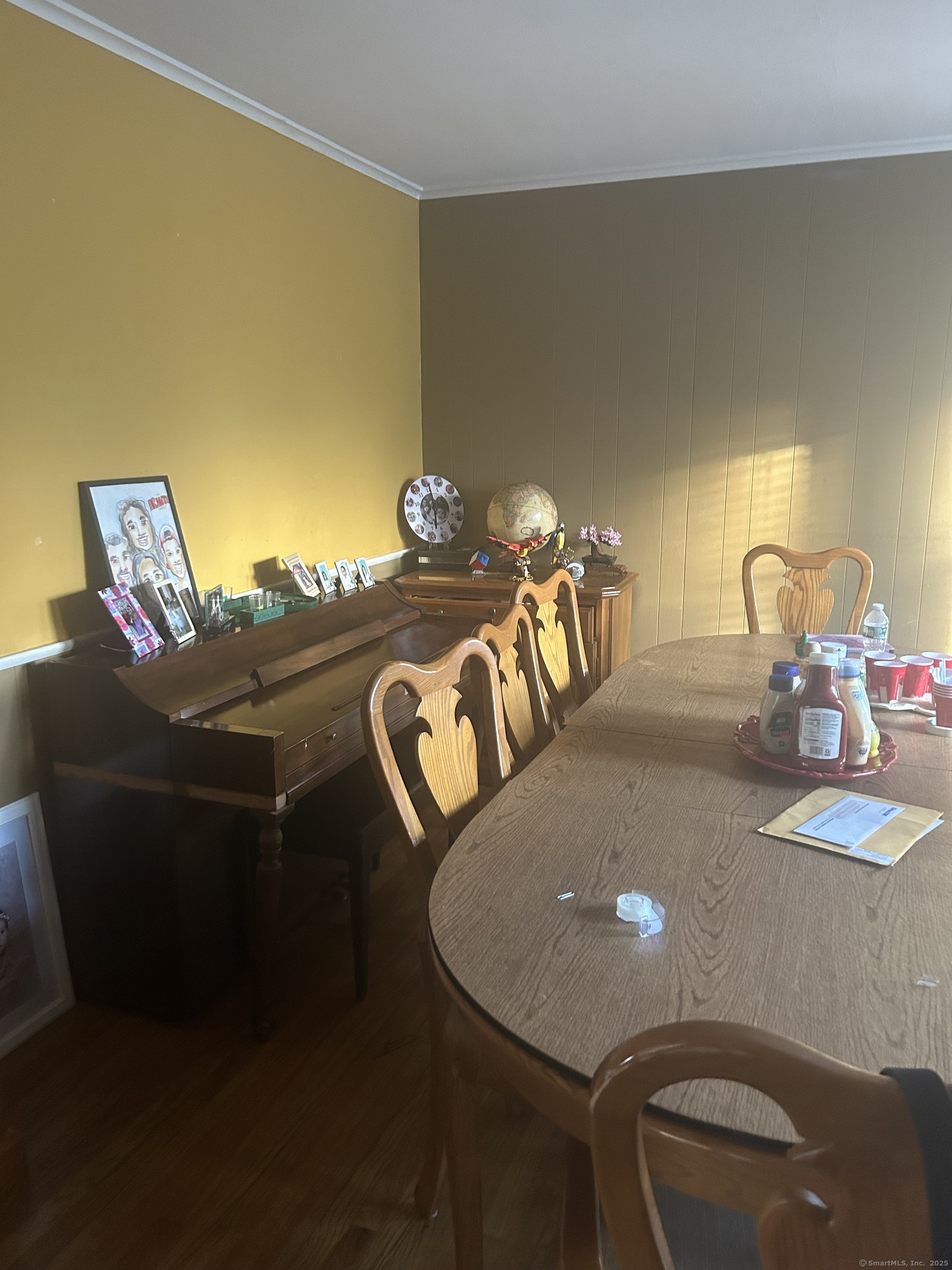 1515 Capitol Avenue Bridgeport, CT 06604 - Photo 7 of 17 a view of a dining room with furniture