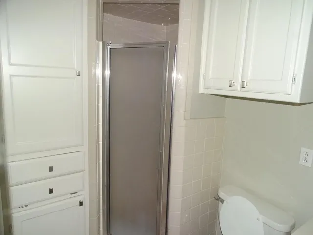 a bathroom with a toilet