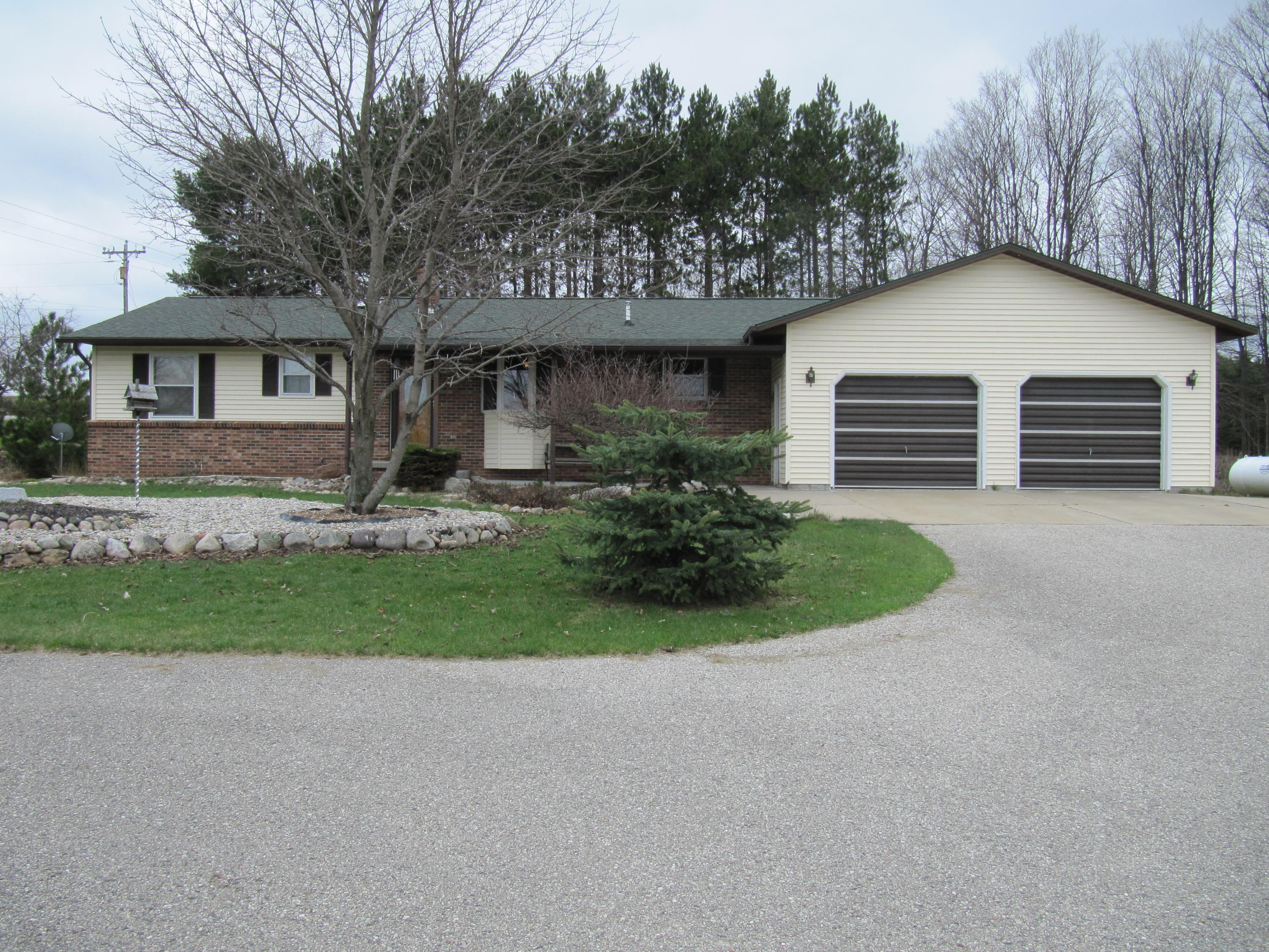 6264 Beckett Road Gaylord, MI 49735 - Photo 26 of 34 Gallery Image 26