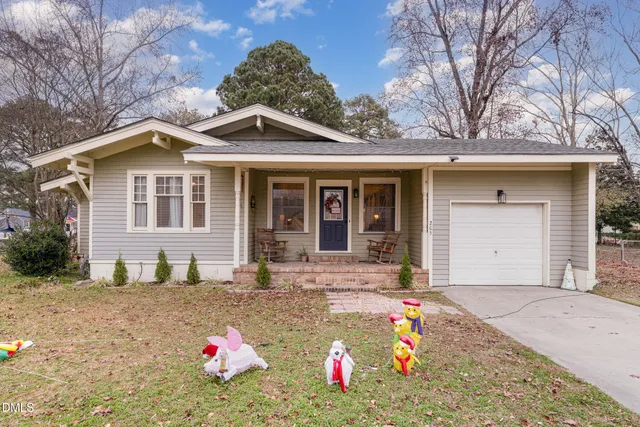 $275,000 | 205 West South Street, Fremont, NC 27830