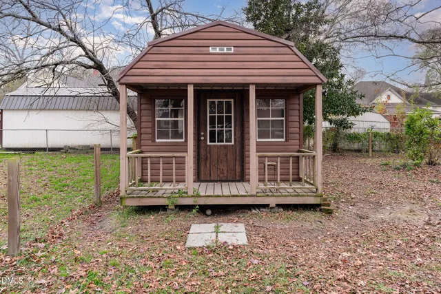 $275,000 | 205 West South Street, Fremont, NC 27830