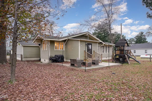 $275,000 | 205 West South Street, Fremont, NC 27830