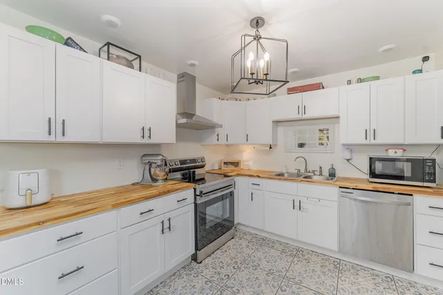 $275,000 | 205 West South Street, Fremont, NC 27830