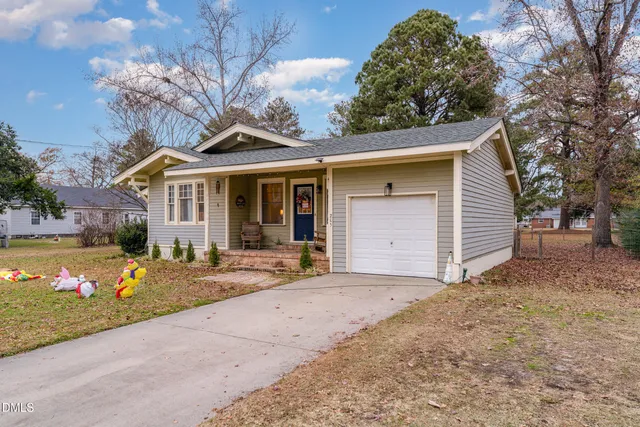 $275,000 | 205 West South Street, Fremont, NC 27830
