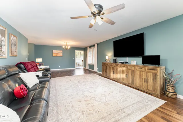 $275,000 | 205 West South Street, Fremont, NC 27830