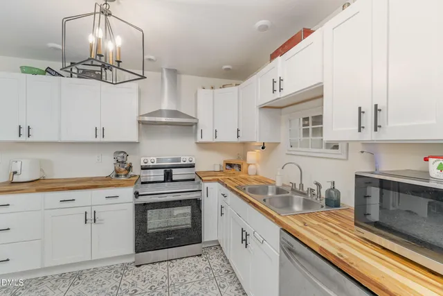 $275,000 | 205 West South Street, Fremont, NC 27830