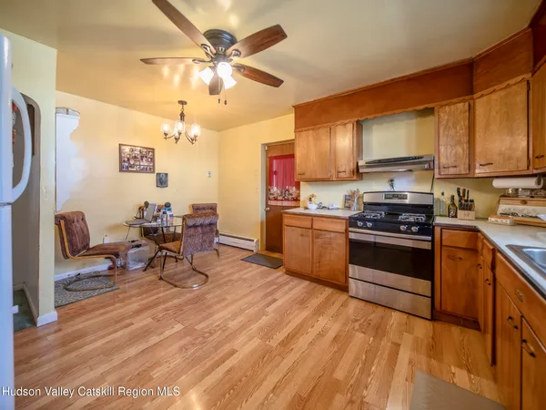 $325,000 | 377 East Chester Street, Kingston, NY 12401