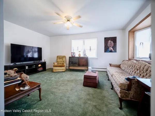 $325,000 | 377 East Chester Street, Kingston, NY 12401