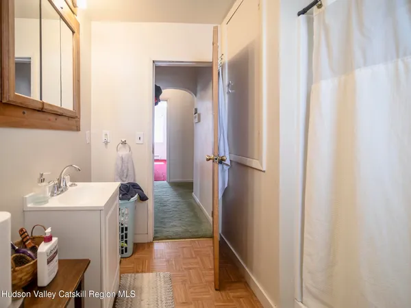 $325,000 | 377 East Chester Street, Kingston, NY 12401