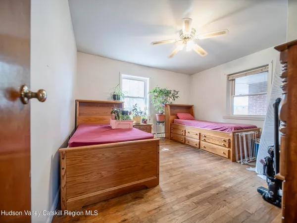 $325,000 | 377 East Chester Street, Kingston, NY 12401