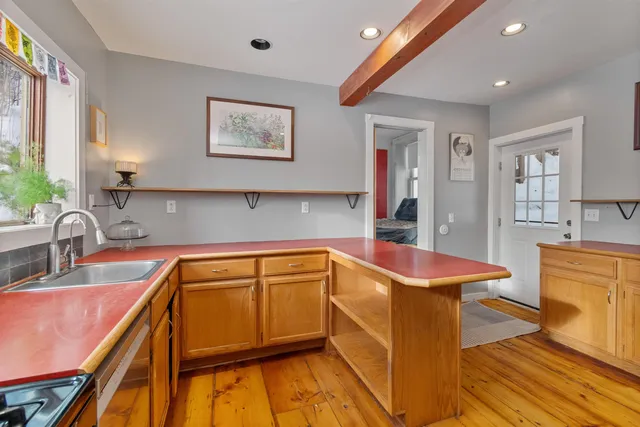 $475,000 | 12 Hillside Avenue, Montpelier, VT 05633