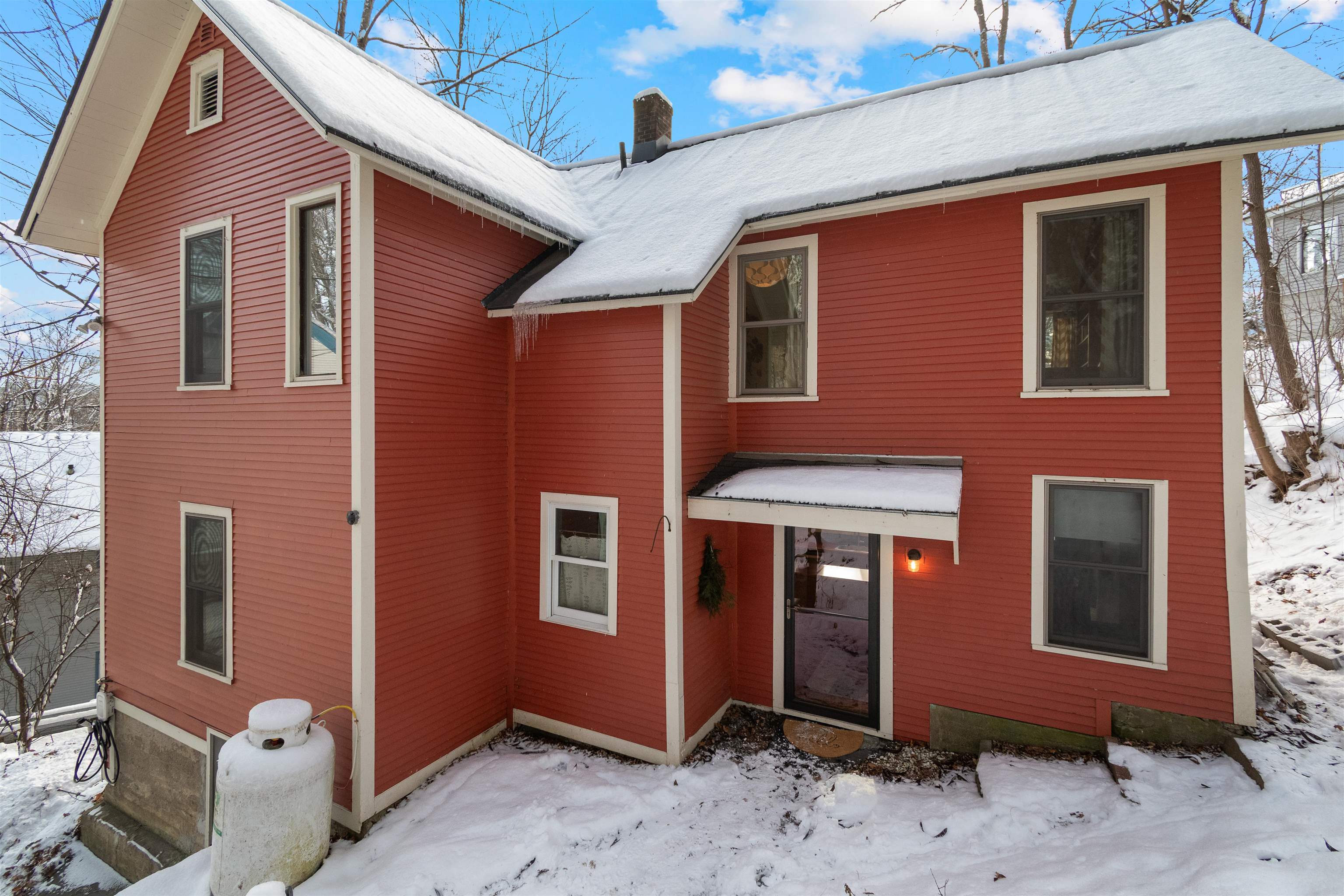 12 Hillside Avenue Montpelier, VT 05633 - Photo 2 of 37