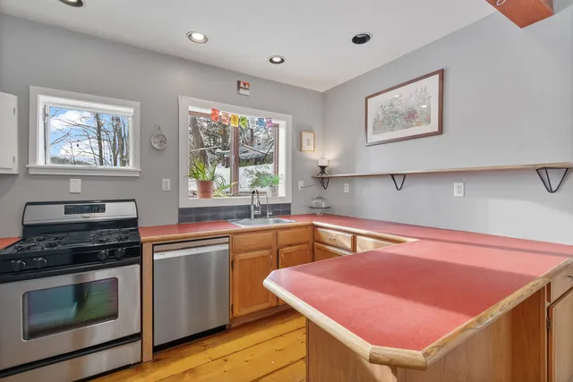 $475,000 | 12 Hillside Avenue, Montpelier, VT 05633