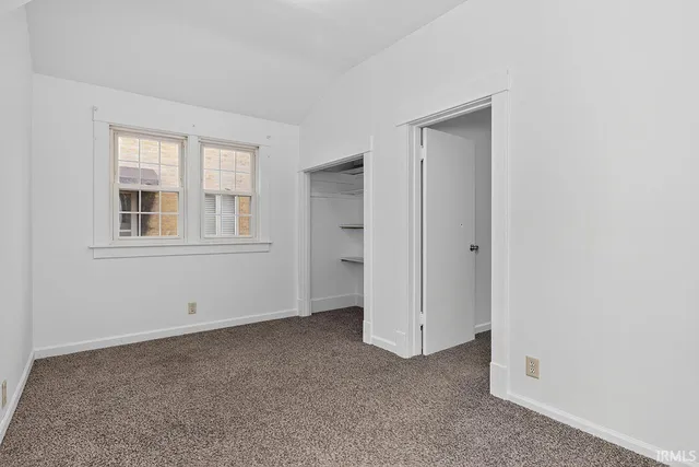 $209,900 | 143 Kenyon Avenue, Elkhart, IN 46516