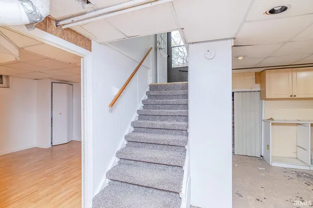 $209,900 | 143 Kenyon Avenue, Elkhart, IN 46516