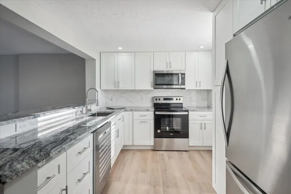 $266,000 | 141 Southeast 3rd Avenue, Unit 307, Dania Beach, FL 33004