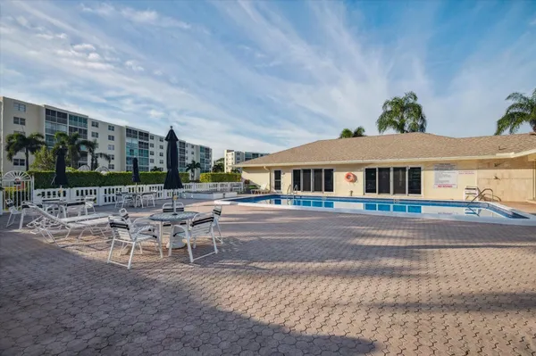 $266,000 | 141 Southeast 3rd Avenue, Unit 307, Dania Beach, FL 33004