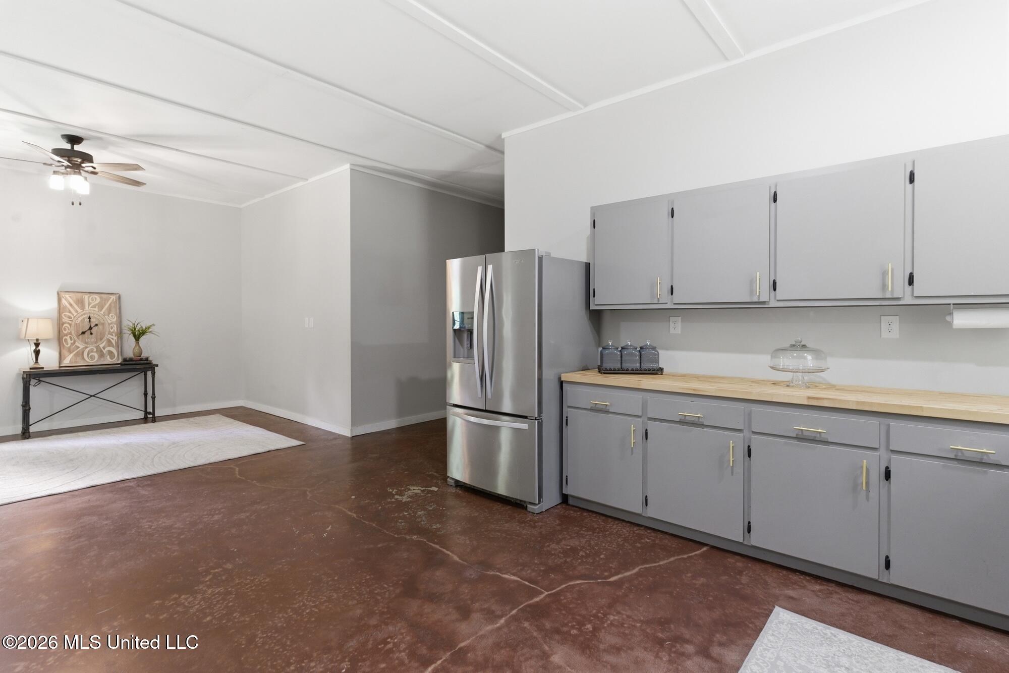 218 Buford Evans Road Petal, MS 39465 - Photo 10 of 48 10