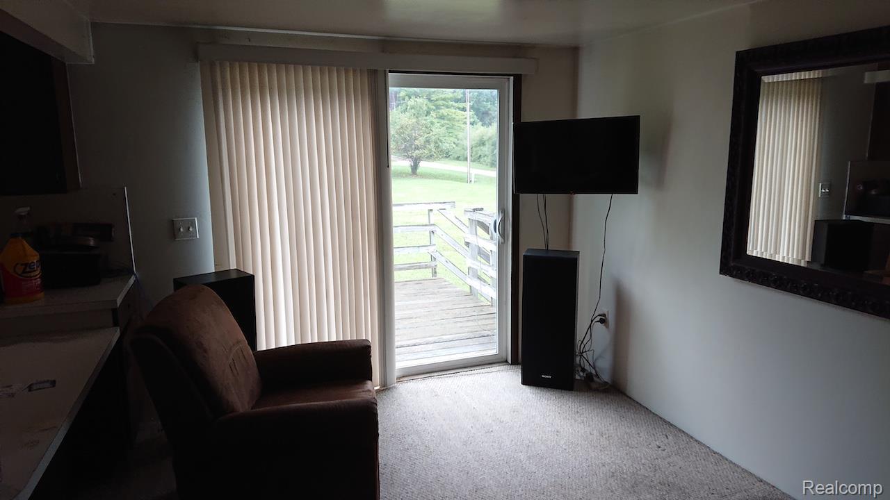 835 North Littlefield Road Weidman, MI 48893 - Photo 10 of 25 10_3128.jpeg