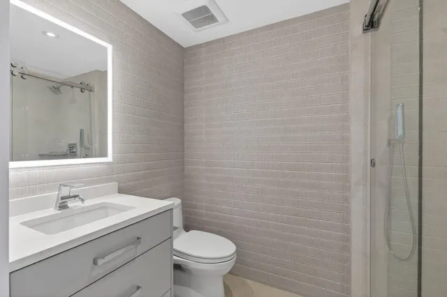 $5,500,000 | 1500 South Ocean Boulevard, Unit 1602, Boca Raton, FL 33432