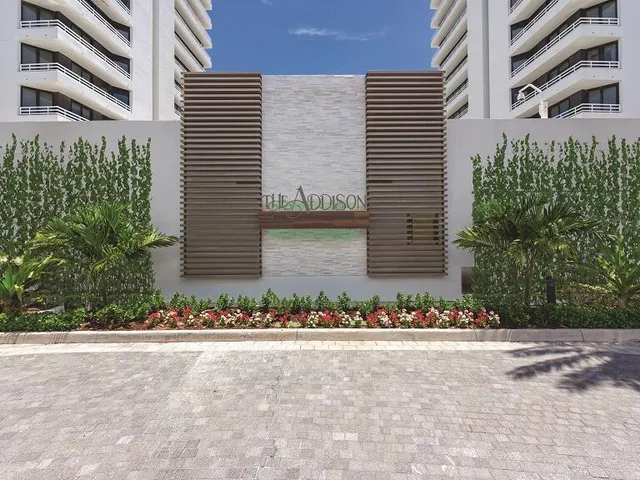 $5,500,000 | 1500 South Ocean Boulevard, Unit 1602, Boca Raton, FL 33432