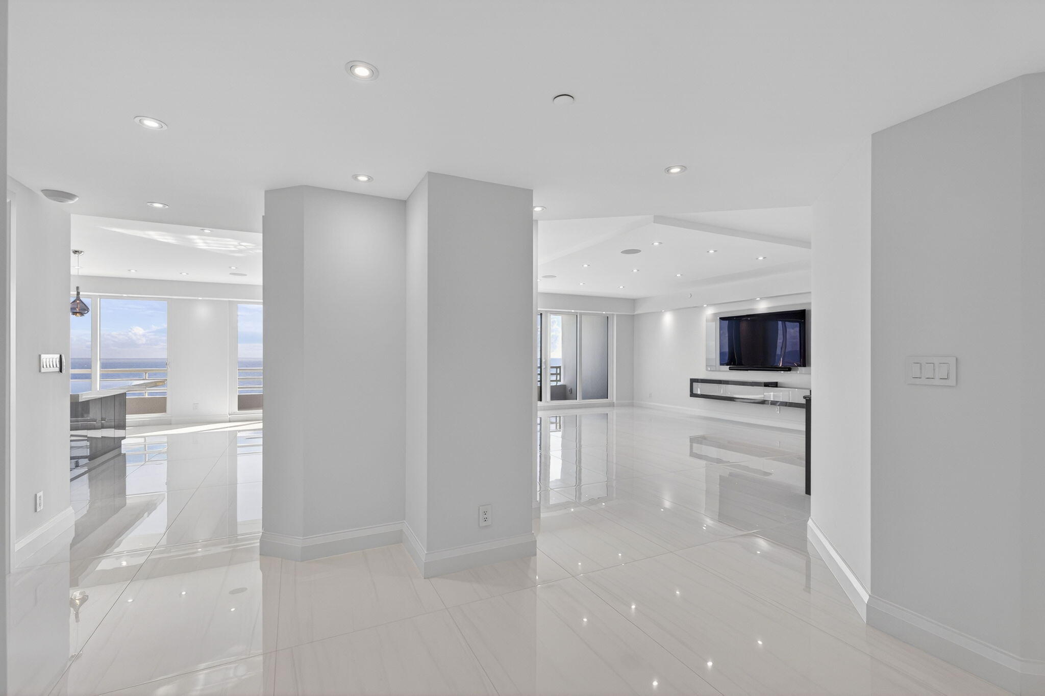 1500 South Ocean Boulevard, Unit 1602 Boca Raton, FL 33432 - Photo 10 of 88 Living Area