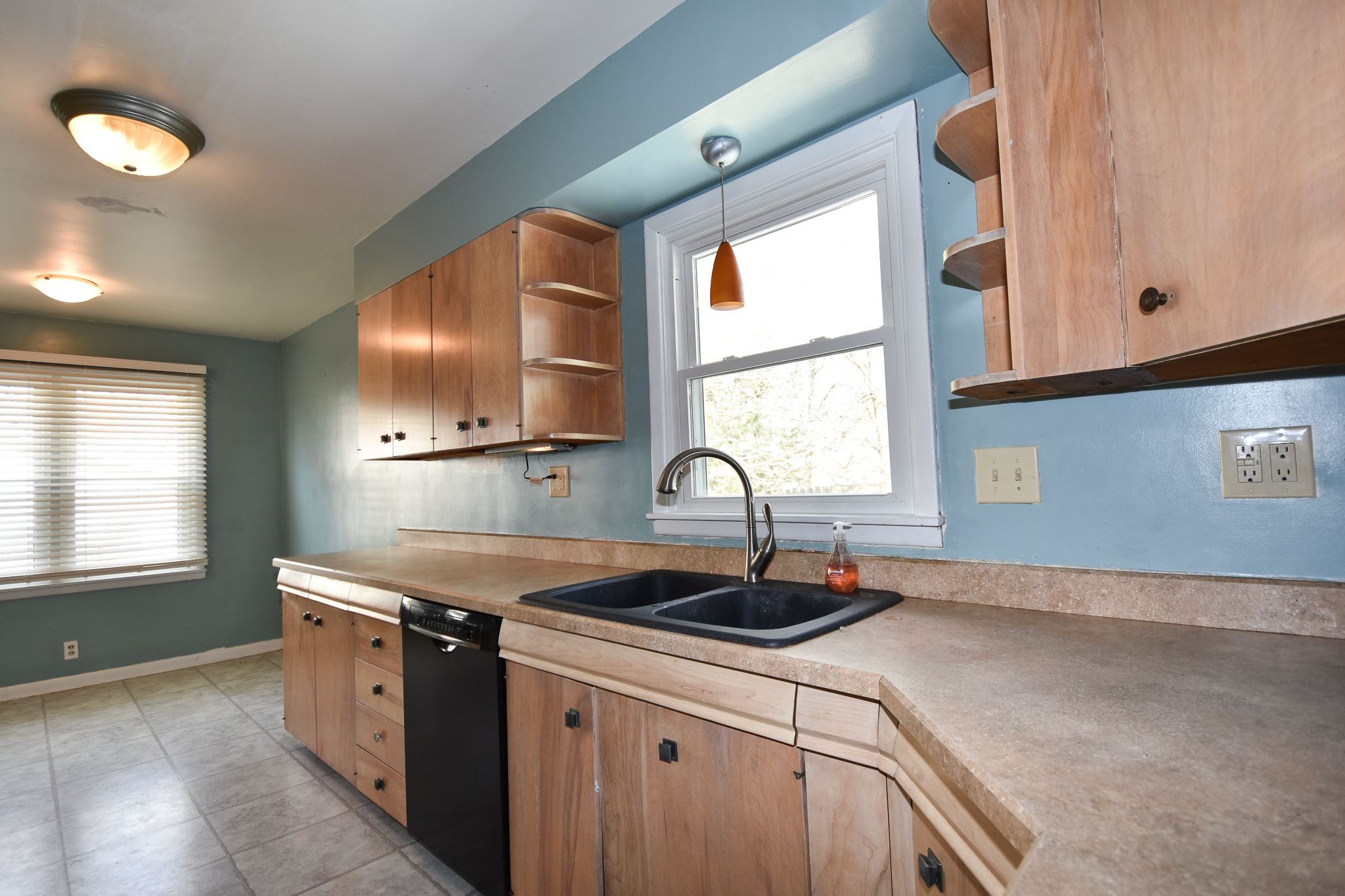 2250 North Hartstrait Road Bloomington, IN 47404 - Photo 6 of 33