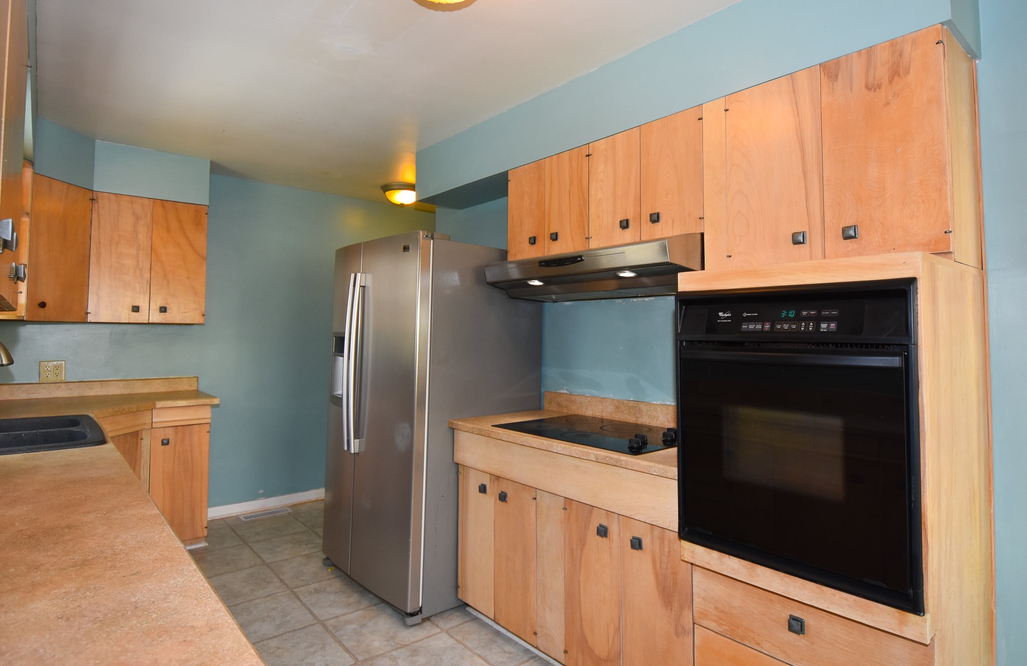 2250 North Hartstrait Road Bloomington, IN 47404 - Photo 7 of 33